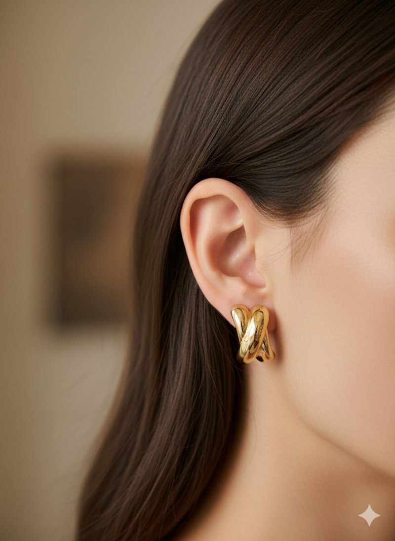 Eleganckie Kolczyki X-Cross – Złoty Akcent Elegancji