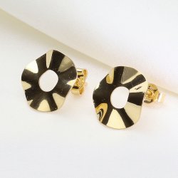 Złote Kolczyki Nieregularne Koła – Falowana Tafla, Nowoczesny Design