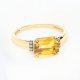 Złoty pierścionek z cytrynem i brylantami