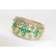 Złoty szeroki pierścionek ze szmaragdami i brylantami - ażurowy wzór kwiatowy