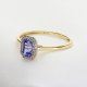 Ekskluzywny złoty pierścionek z naturalnym tanzanitem i brylantami
