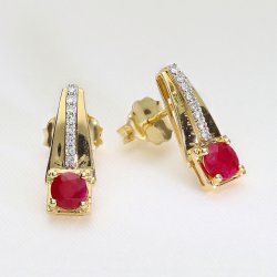 Złote kolczyki rozety z rubinami i brylantami