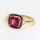 Ekskluzywny złoty pierścionek z rodolitem, rubinami i brylantami